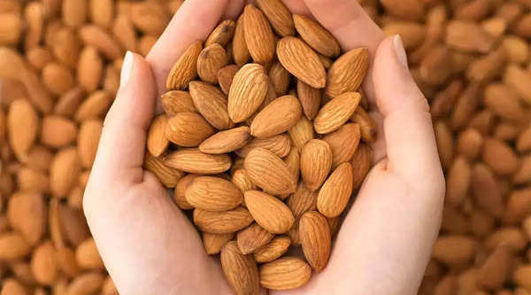 Different ways to include almonds in your daily routine