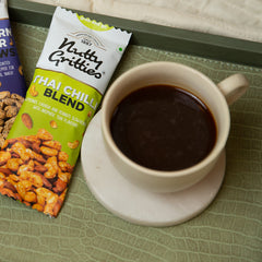 Thai Chilli Blend Trail Mix | Spicy Roasted Almonds, Cashews & Peanuts | 40 g
