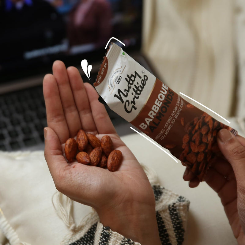 Grab And Go Mix Combo Sports Mix, Roasted Salted Almonds & Cashews, Thai Chilli Blend, Pepper Cashews, Barbeque Almonds (Pack of 6x40g each ) - 240g