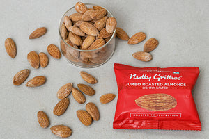 Jumbo Roasted Almonds (Pack of 30 , 24 g Each ) 720 g