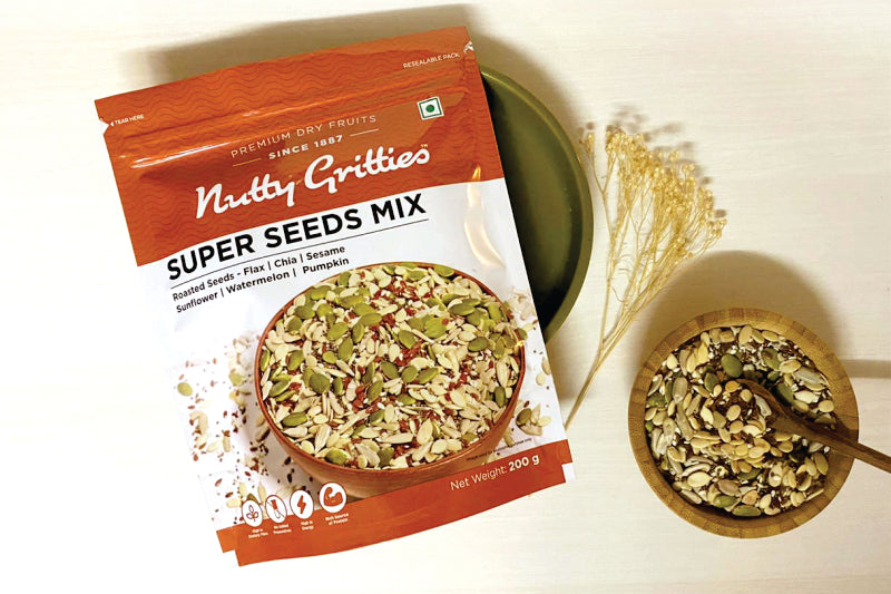 Super Seeds Mix, Mix Berries, Jumbo California Almonds , California Walnut Kernels Combo ( pack of 1) - (1.1 kg)